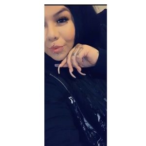 Meet your Posher, Lilly